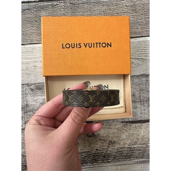 Authentic Louis Vuitton Monogram Nano Bracelet 17 - Picture 2 of 5